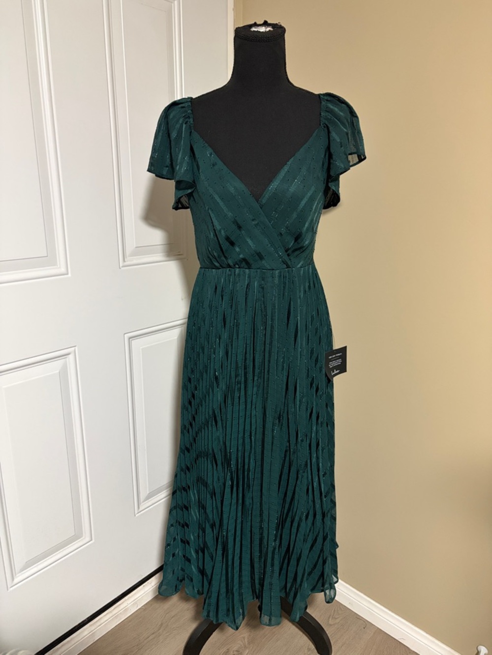 Standout Sophistication Emerald Lurex Flutter Sleeve Midi Dress.
